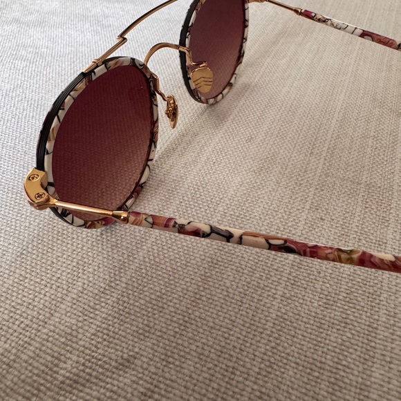 KREWE PORTER
24K TITANIUM + MATTE BLACK + LOTUS MIRRORED - Picture 3 of 4